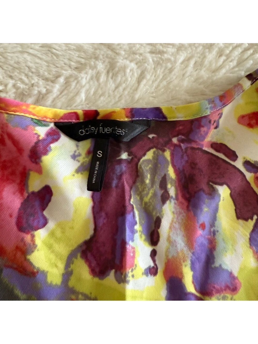 Daisy Fuentes Colorful Sleeveless Floral Top - Picture 4 of 6